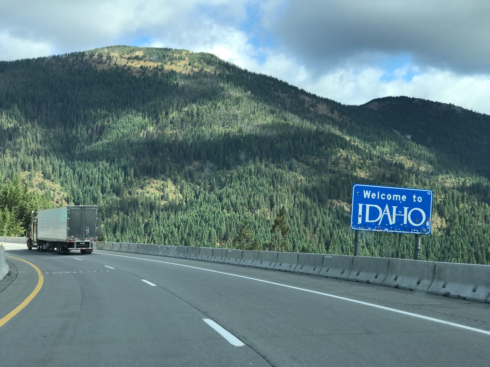 Find Truck Parking & Asset Storage in Iowa providing secure, reliable parking designed for tractors, box trucks, trailers, containers, and commercial vehicles. Positioned near major highways, distribution hubs, and high‑volume freight corridors, this facility gives fleets consistent, dependable access to the space they need. truckparkingsource.com Find Truck Parking & Asset Storage in Iowa providing secure, reliable parking designed for tractors, box trucks, trailers, containers, and commercial vehicles. Positioned near major highways, distribution hubs, and high‑volume freight corridors, this facility gives fleets consistent, dependable access to the space they need. truckparkingsource.com