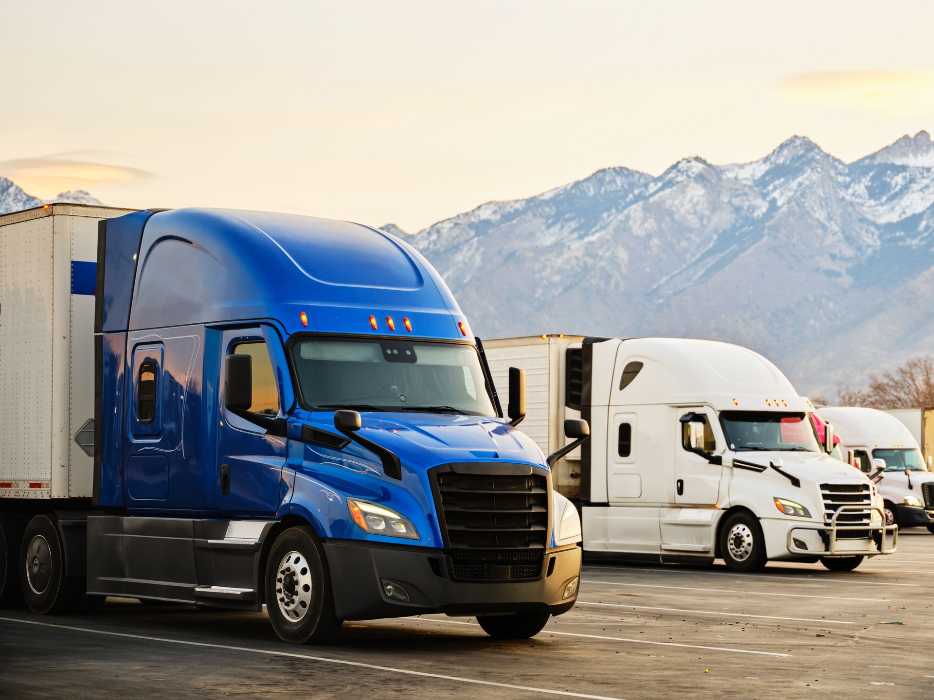 Find Secure truck and trailer parking in Utah with 24/7 access long I‑15, I‑80, and I‑70. Serving Salt Lake City, Ogden, and Provo. truckparkingsource.com Find Secure truck and trailer parking in Utah with 24/7 access long I‑15, I‑80, and I‑70. Serving Salt Lake City, Ogden, and Provo. truckparkingsource.com