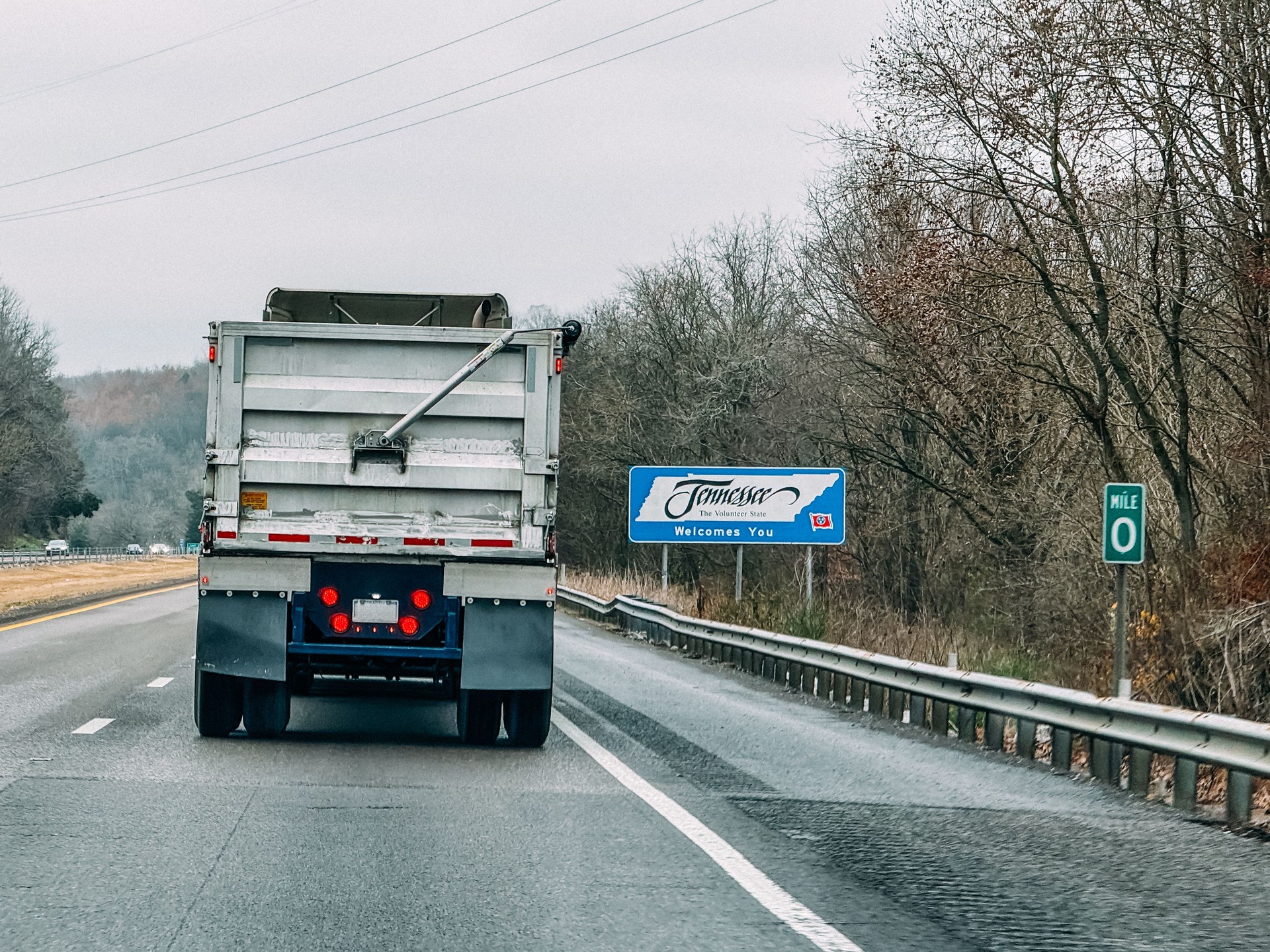 Find Truck Parking Source truck and trailer parking in Tennessee with 24/7 access along I‑40, I‑24, and I‑65. Serving Nashville, Memphis, Knoxville, and Chattanooga. Find Truck Parking Source truck and trailer parking in Tennessee with 24/7 access along I‑40, I‑24, and I‑65. Serving Nashville, Memphis, Knoxville, and Chattanooga.